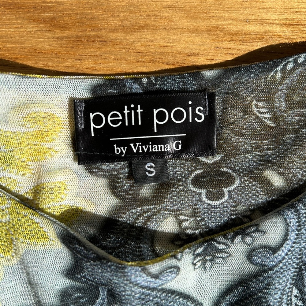 Patterned Mesh Top - Picture 4 of 6